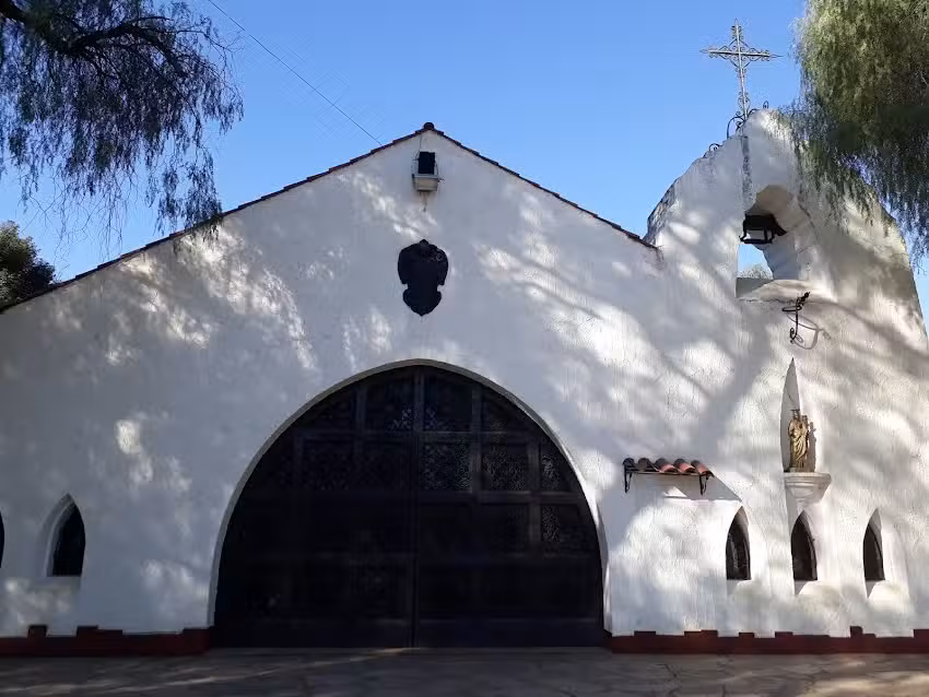Parroquia San Juan Bosco y Santo Domingo Savio (sede parroquial)