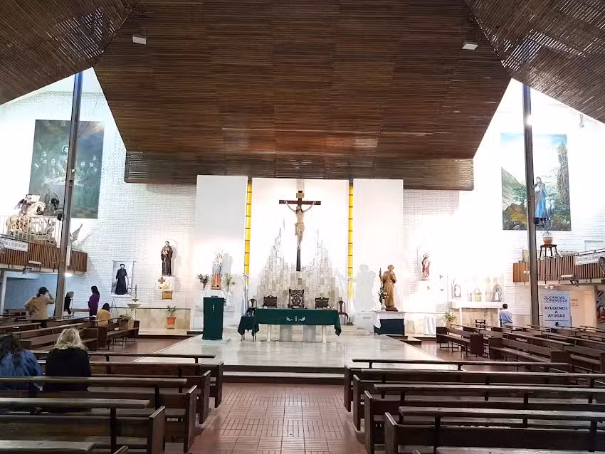 Parroquia Santiago Ap&oacute;stol y San Nicol&aacute;s