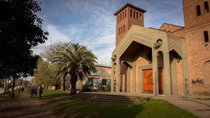 Parroquia Santos Pedro y Pablo