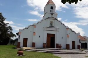 Parroquia Virgen del Carmen de Pasteur