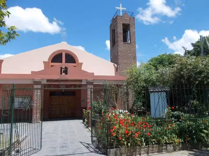 Parroquia Virgen Mar&iacute;a Madre del Pueblo