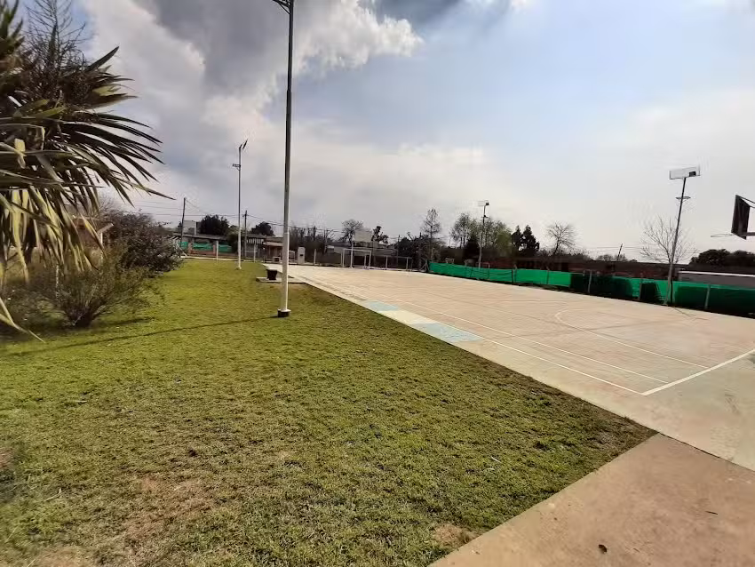 Play&oacute;n deportivo La Capilla