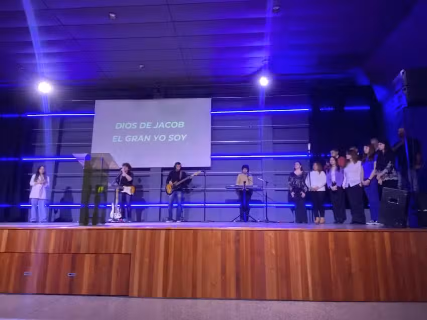 Primera Iglesia Evangelica Bautista