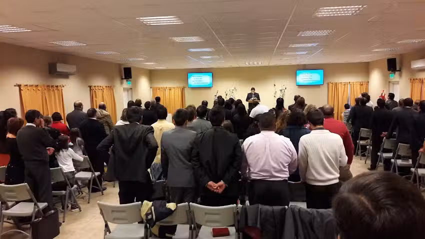 Sal&oacute;n del Reino de los Testigos de Jehov&aacute;