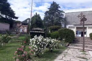 Sal&oacute;n Parroquial, parroquia Santa Rosa de Lima