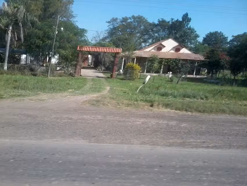 Templo Asamblea de Dios en Misiones Puerto Tirol